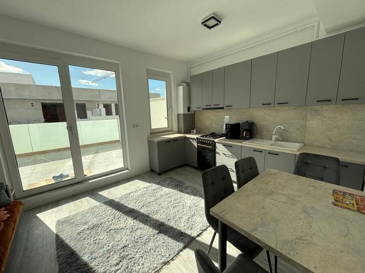 Apartament  Bloc Nou zona Zavoaie plus parcare subterana - 1