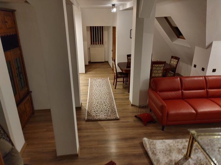 Apartament cu 2 camere semidecomandat, mobilat în Capitale