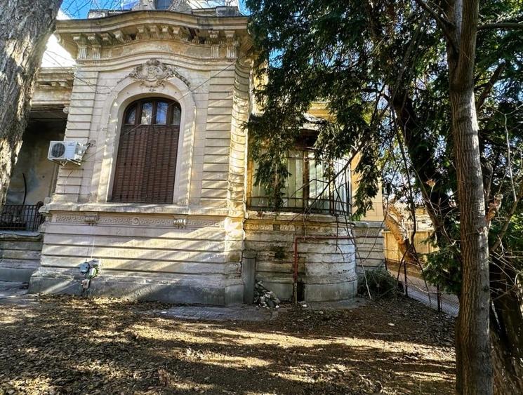 Vila individuala Universitate cu 1200 mp teren - 1