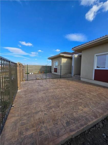 Duplex pe parter - zona buna - toate utilitatile - 4