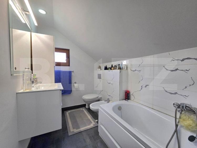 Casa individuala de 130 mp cu 691 mp teren in Dezmir intr-o zona aerisita - 12