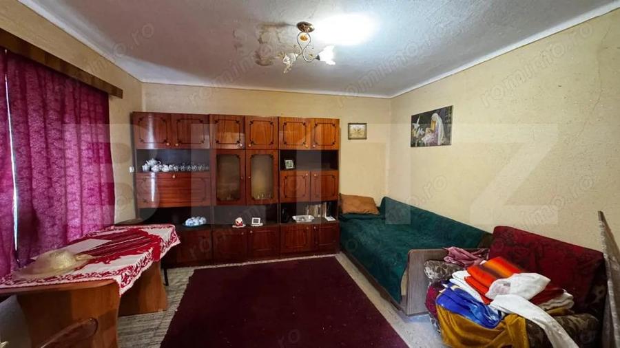 Casa cu 3 camere, 1810 mp teren, Benic - comuna Galda - 10