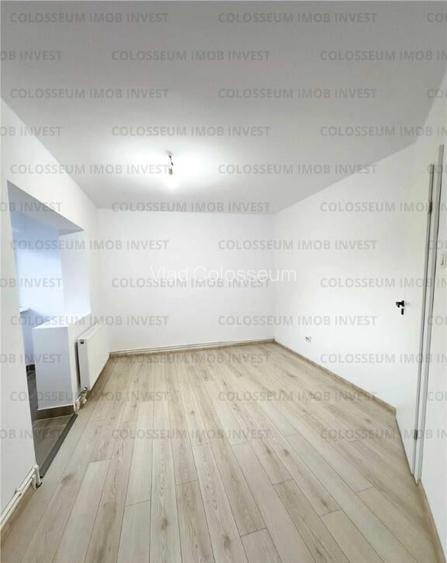 Garsoniera decomandata - zona Racadau