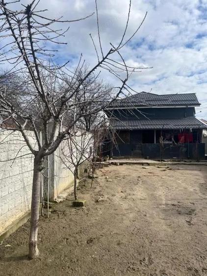 Casa complet mobilata ?i utilata, 468 mp teren, Bariera Valcii - zona Toamnei - 19