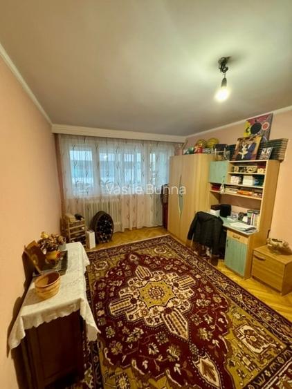 PODU ROS - SENS GIRATORIU - 3 CAMERE DECOMANDAT - ETAJ INTERMEDIAR