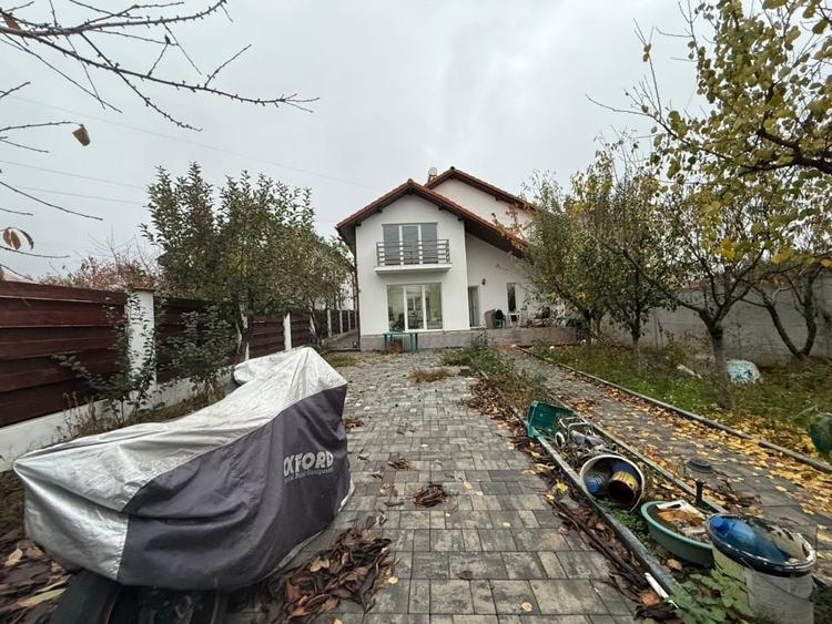 Casa P+M, 375 MP teren, 114,78 MP utili, comuna Malu Mare, zona Damila - 2