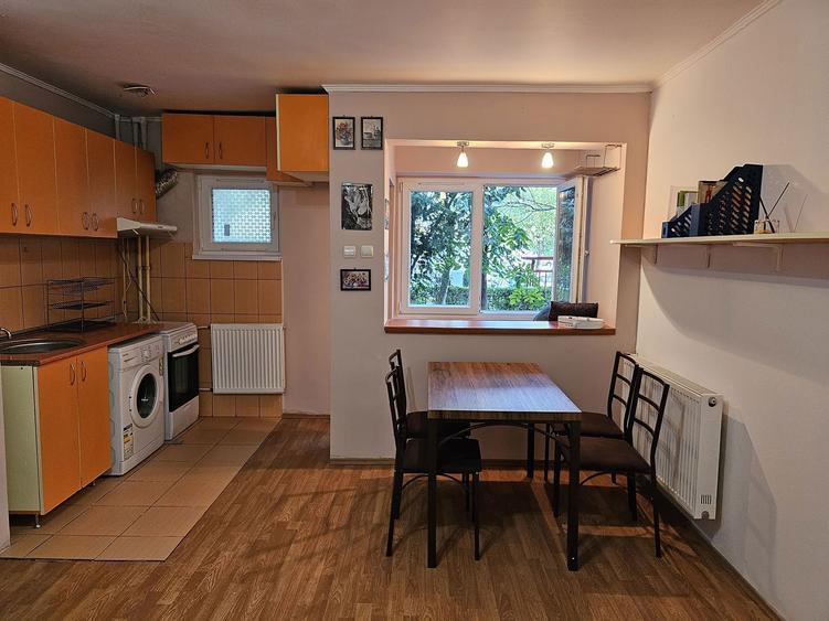 2 CAMERE, Sector 4, Moldovita - 4