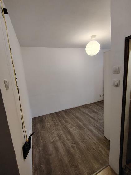 Garsoniera mica de vanzare zona Baicului - 4