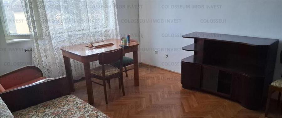 Apartament 4 camere, decomandat - zona Astra - 1