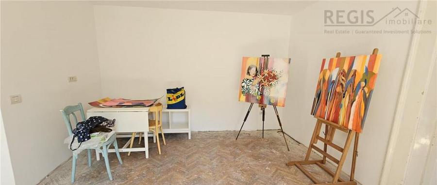 Casa cu curte si parcare in Schei - 11