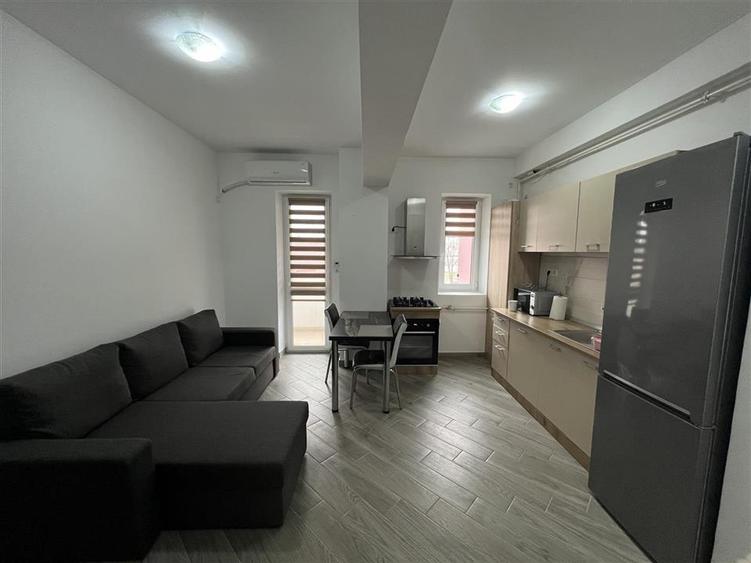 Apartament 2 camere, bloc nou, etaj 2(lift), zona Scoala 10 - 3