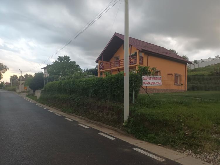 Proprietar vand casa la hemeiusi 145000euro detalii - 1
