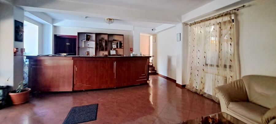 Pensiune deosebita, locuri de cazare, restaurant, pizzerie si spatii comerciale - 18
