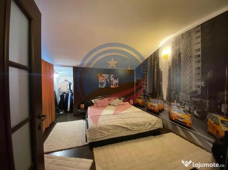 CASA DEOSEBITA APROAPE DE PROMENADA IN EUROCARTIER - 8