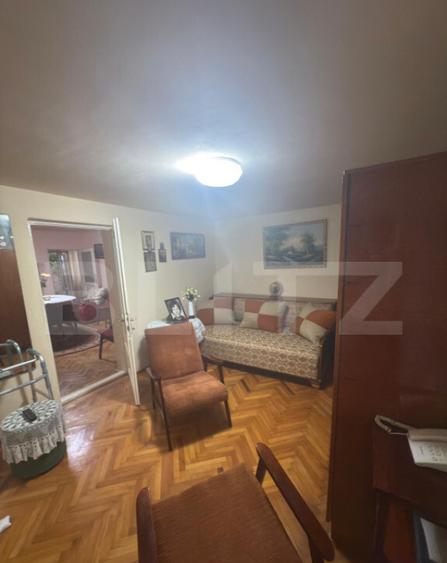 Casa de vanzare 5 camere + dependente - 16