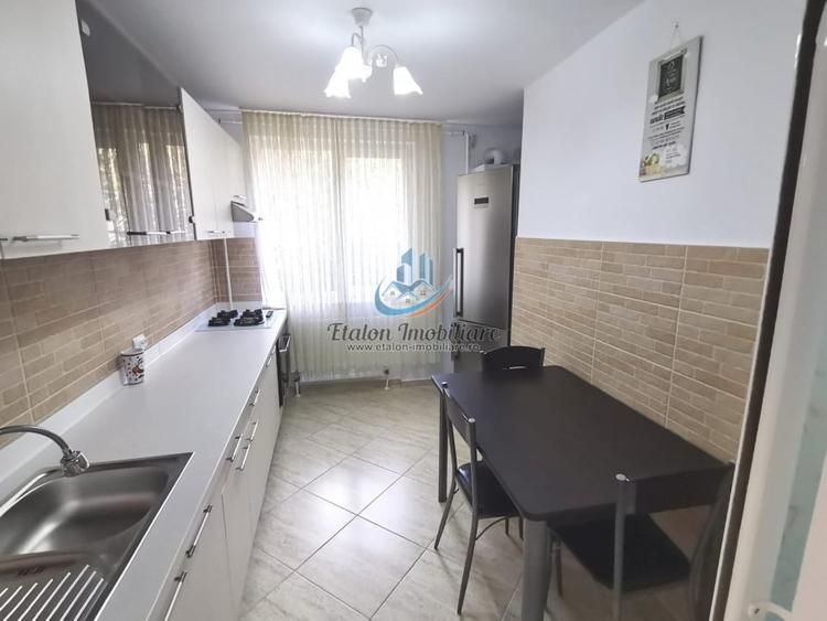 Apartament 3 camere, 2 bai, boxa, zona centrala, Piatra Neamt - 6