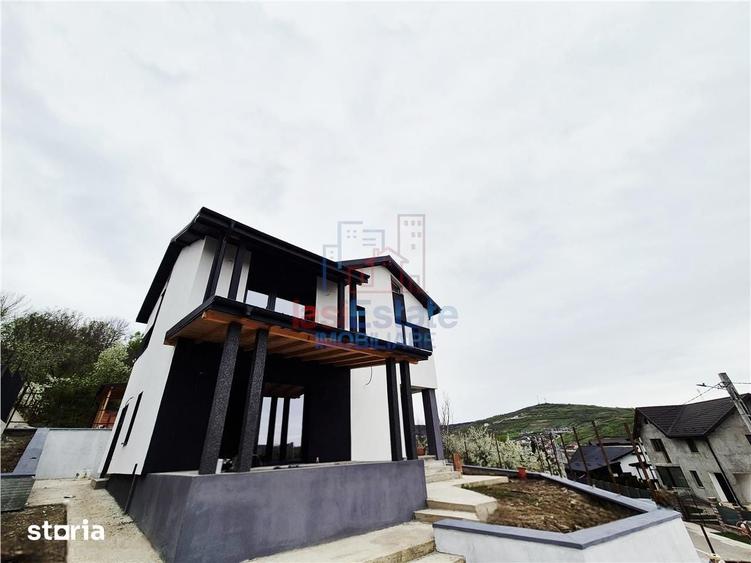 Casă cu 4 camere cu Teren 400 Mp în Tomești