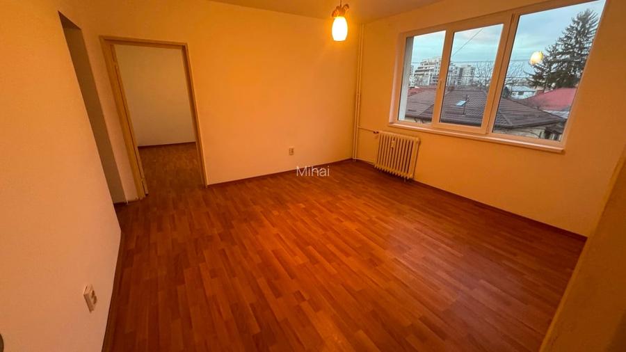 Vand apartament 3 camere Ploiesti Andrei Muresanu