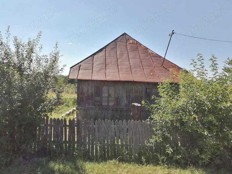 Casa si teren de vanzare - 4