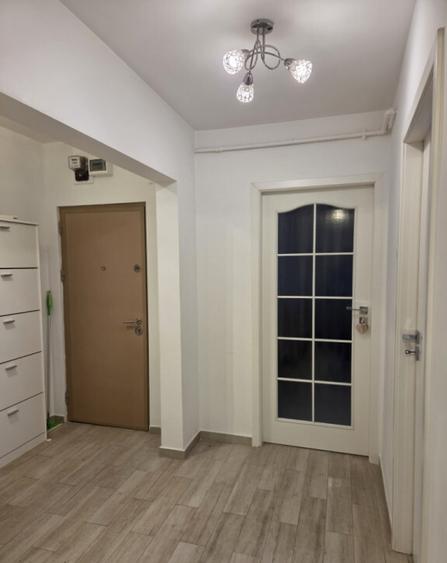 Apartament 2 camere 9 Mai - 10