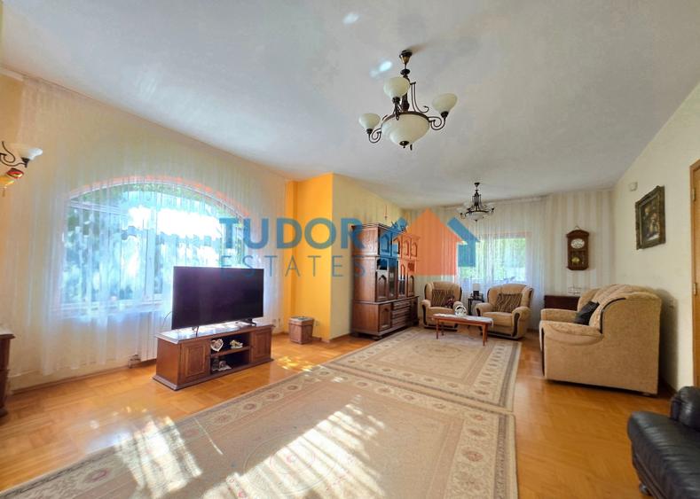 Vila de vanzare in Iancu Nicolae situata in complex rezidential langa lac - 3