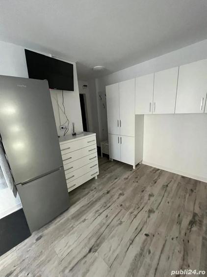 ?agului-Turist - Shopping City-LUX-la PRIMA inchiriere,350 E - 11