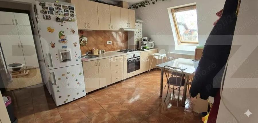 Apartament cu 2 camere, zona Dambovita