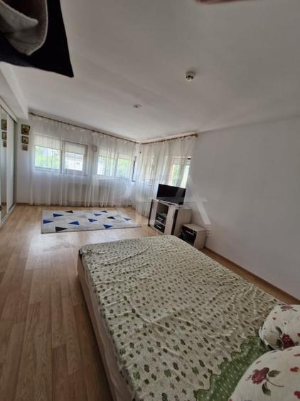 VILĂ CU 7 CAMERE DE VANZARE IN ZONA NICOLAE GRIGORESCU LA PREȚUL DE 390.000 EUR - 19