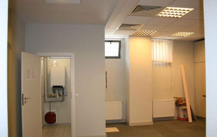 Zona Iuliu Maniu 90 mp trafic intens pietonal - 4