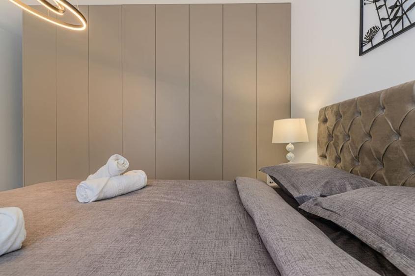 Apartament 3 camere zona Coresi/Top City - 5