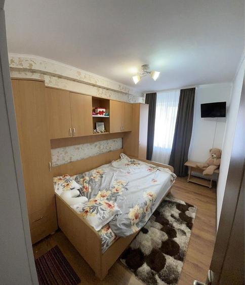 Vand apartament 2 camere - 2