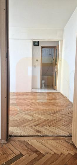 Apartament 3 camere de vânzare, etaj 2 din 4, Aleea Tiparului - 11