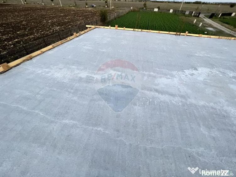 Casă cu 4 camere cu Teren 625 Mp în Ștefăneștii de Jos
