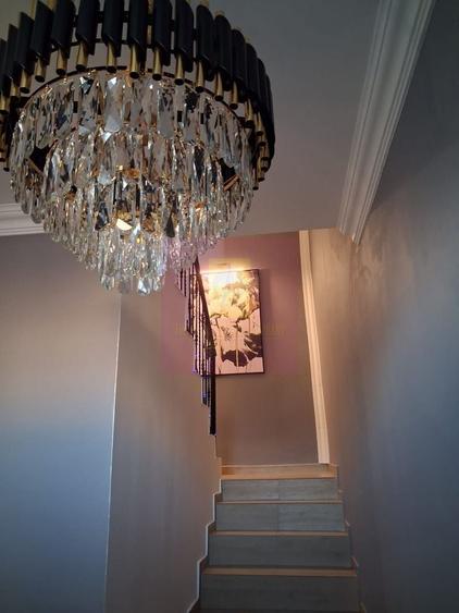 Duplex cu 4 camere cu Canalizare în Nord