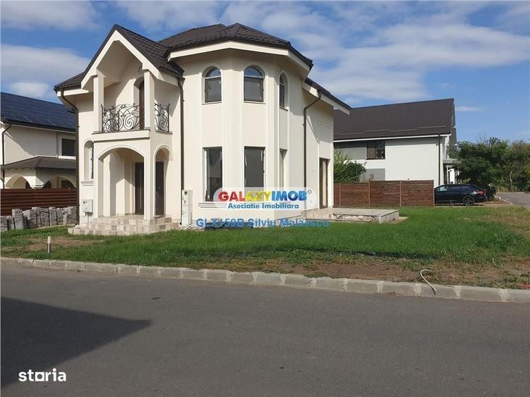 Casă cu 3 camere în Balotești