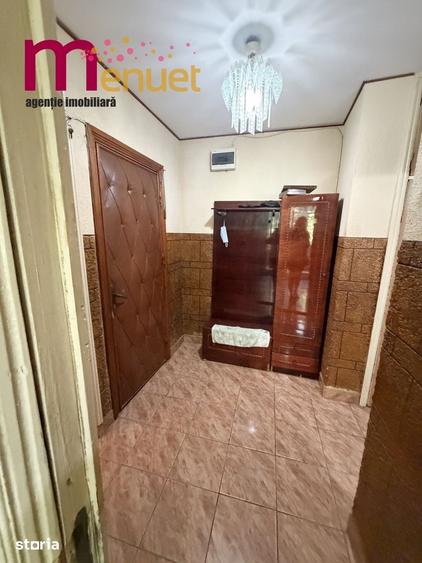 Apartament cu 3 camere decomandat în C5