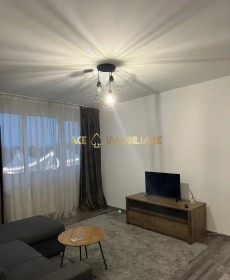 Apartament cu 2 camere decomandat, mobilat în Parcul Carol