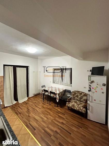Apartament cu 2 camere decomandat în Bucium