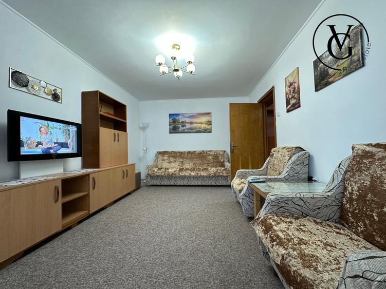Apartament cu 3 camere decomandat, mobilat în Tomis Nord