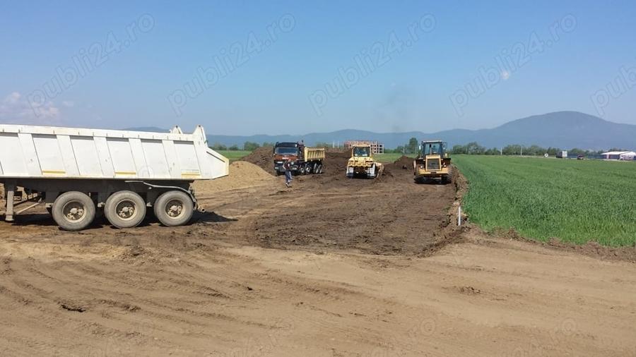 Teren de 2700 mp, în Cristian