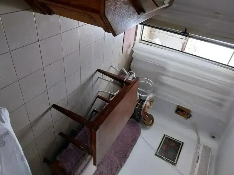Apartament cu 2 camere decomandat în Lacul Tei