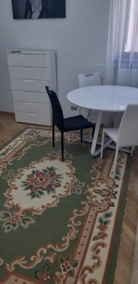 Apartament cu 2 camere semidecomandat în Universitate
