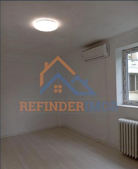 Apartament cu 2 camere decomandat în Berceni