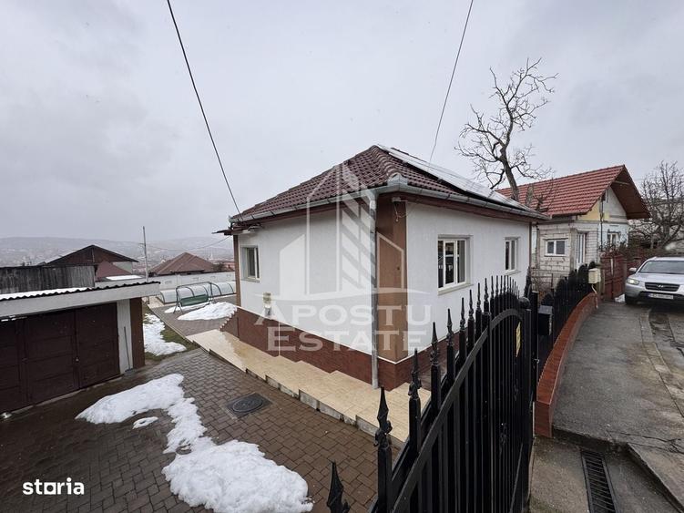 Casă cu 3 camere în Cărpiniș