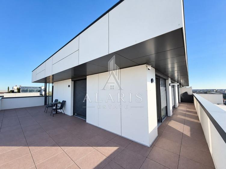 Apartament cu 3 camere semidecomandat, mobilat în Torontalului