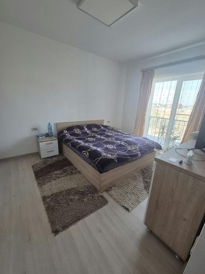 Apartament cu 2 camere decomandat în Giroc