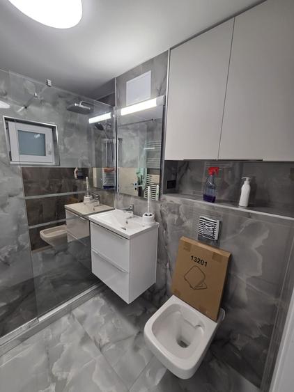 Apartament cu 2 camere decomandat în Sârbi