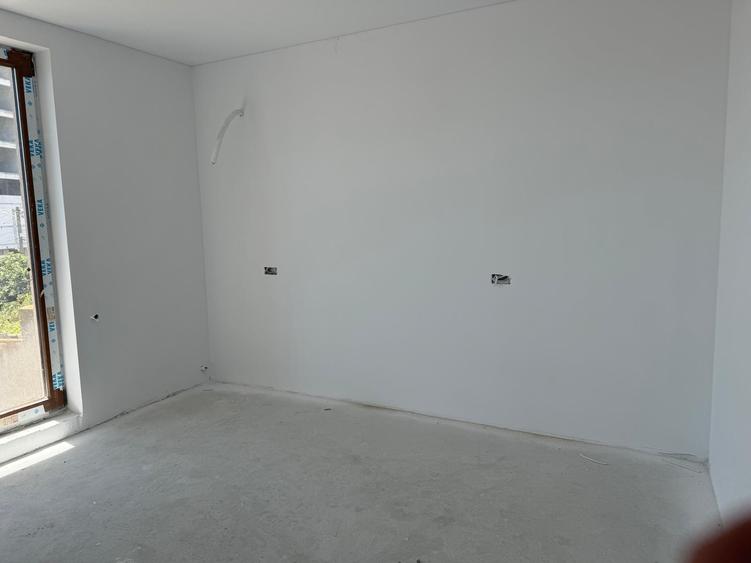 Vânzare/Inchiriere Azil Modern în Techirghiol - Parter + 3 Etaje - 25