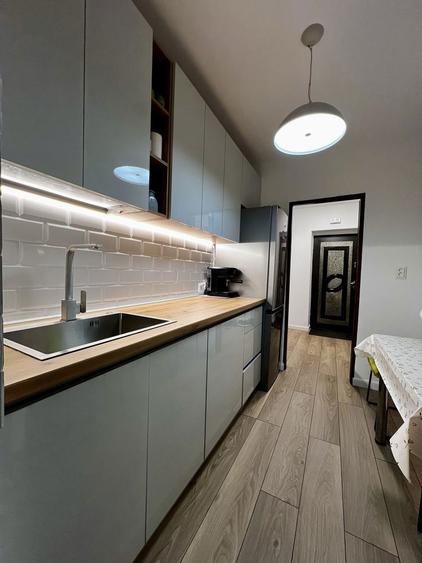 Apartament 3 Camere Etaj 1 Zona de sus Proprietar - 3