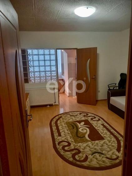 Garsoniera de inchiriat – Tractorul, zona Lidl- 300 Euro. Disponibila 1 Martie - 2